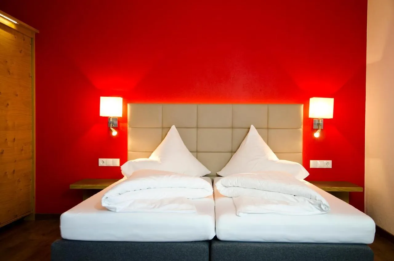 Hotel Garni Alpenland Ischgl